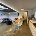 Maison Duplex Avec Terrasse Proche De La Gare Sncf