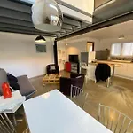 Maison Duplex Avec Terrasse Proche De La Gare Sncf